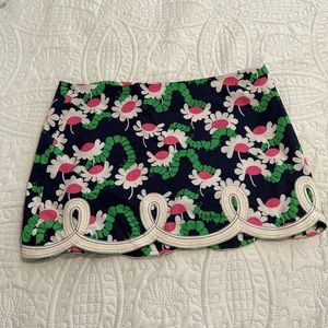 Lilly Pulitzer miniskirt! Daisy and Yum Yum Caterpillar design!